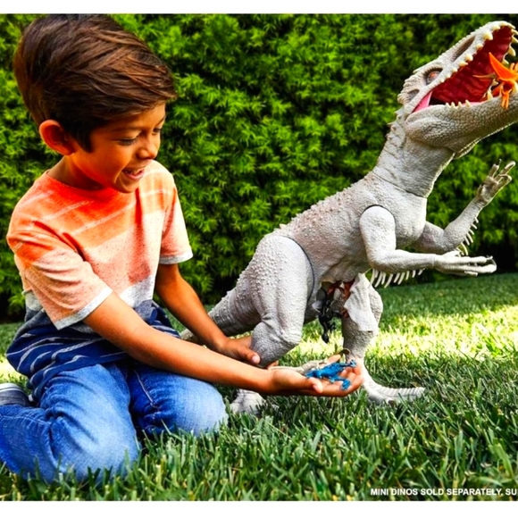 Jurassic World Camp Cretaceous Super Colossal Indominus Rex...